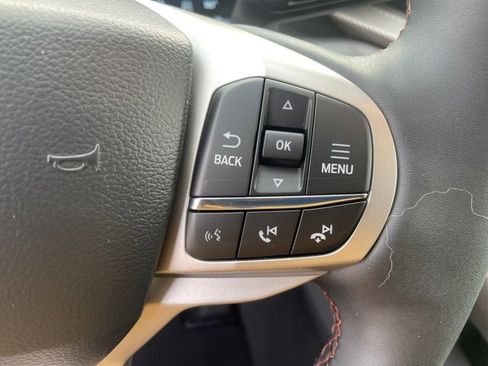 New 2026 Ford Explorer Active image 28