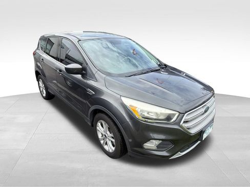 Used 2019 Ford Escape SE FWD image 7