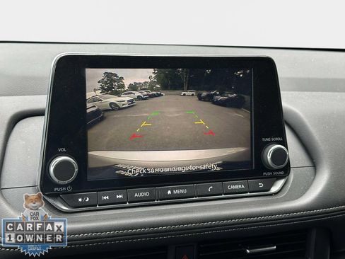 Used 2025 Nissan Rogue SV AWD/4WD image 30