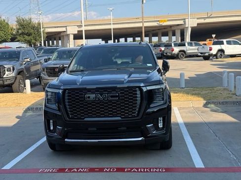 Used 2024 GMC Yukon Denali Ultimate w/ LPO, Floor Liner Package AWD/4WD image 2
