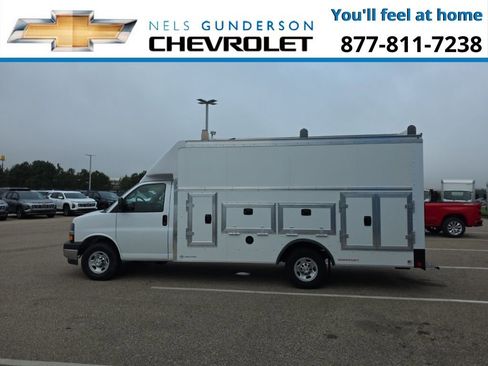 New 2025 Chevrolet Express 3500 w/ Power Convenience Package RWD image 3