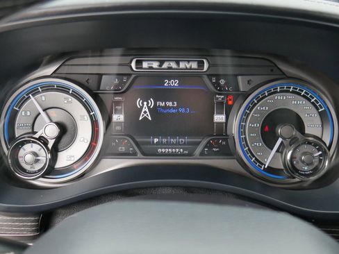 Used 2020 RAM 2500 Limited w/ Safety Group AWD/4WD image 40