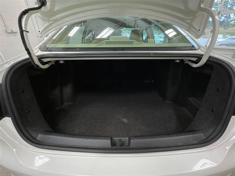 Used 2011 Volkswagen Jetta SE FWD image 21