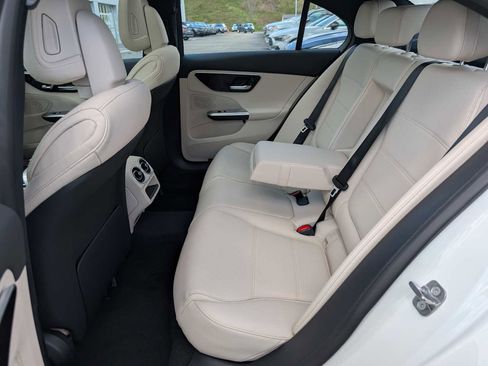 New 2026 Mercedes-Benz C 300 4MATIC Sedan image 19