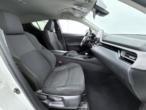 Used 2021 Toyota C-HR LE image 15