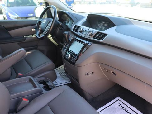 Used 2016 Honda Odyssey EX-L image 15