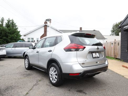 Used 2018 Nissan Rogue S AWD/4WD image 8
