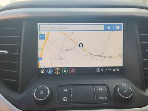 Used 2023 GMC Acadia SLT w/ Preferred Package image 22