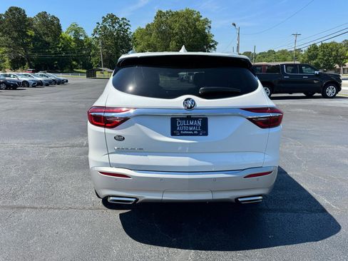 Used 2020 Buick Enclave Premium w/ Sun and Sites Package FWD image 7