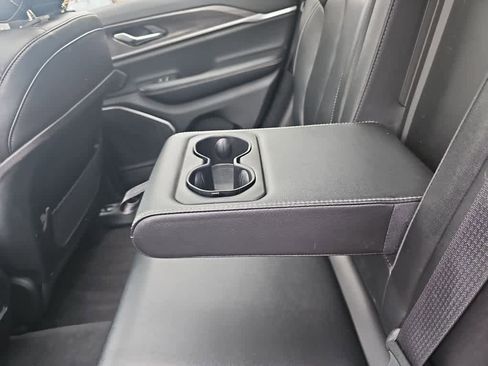 Used 2024 Jeep Grand Cherokee Limited 4xe image 28