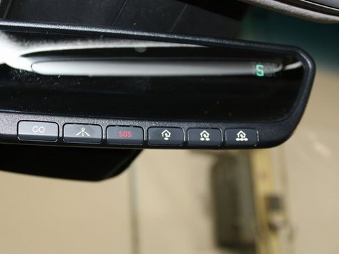 Used 2019 Genesis G90 3.3T Premium image 38