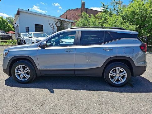 Certified 2023 GMC Terrain SLE w/ Driver Convenience Package AWD/4WD image 4