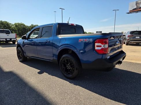 Used 2024 Ford Maverick Lariat w/ FX4 Off-Road Package AWD/4WD image 9