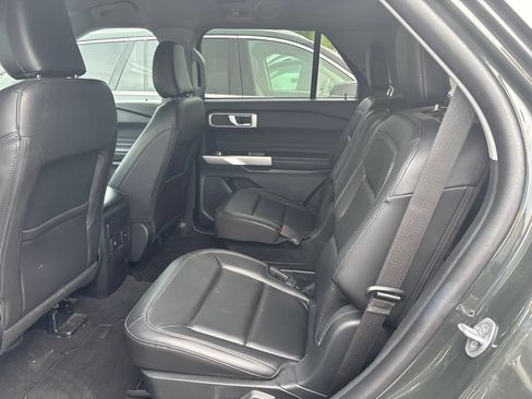 Used 2023 Ford Explorer XLT w/ Equipment Group 202A AWD/4WD image 5