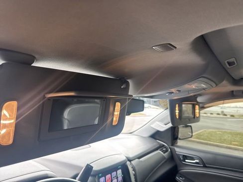 Used 2018 Chevrolet Suburban Premier image 44