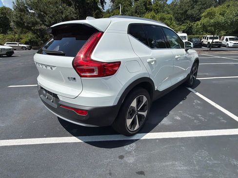 Used 2023 Volvo XC40 B5 Plus w/ Protection Package Premier AWD/4WD image 13