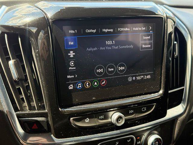 Used 2023 Chevrolet Traverse LT w/ LT Premium Package FWD image 13