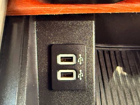 Used 2017 Ford F350 King Ranch w/ FX4 Off-Road Package image 26