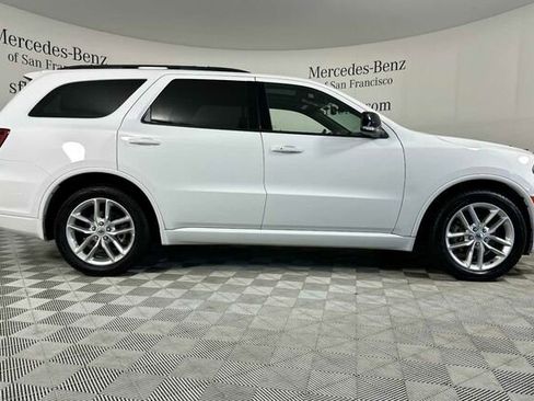 Used 2024 Dodge Durango GT image 3
