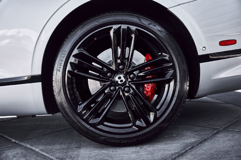 Used 2021 Bentley Continental GT AWD/4WD image 14