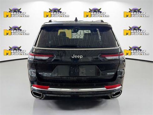 Used 2021 Jeep Grand Cherokee L Overland w/ Advanced Protech Group III image 5