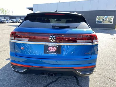 Used 2024 Volkswagen Atlas Cross Sport SE AWD/4WD image 8