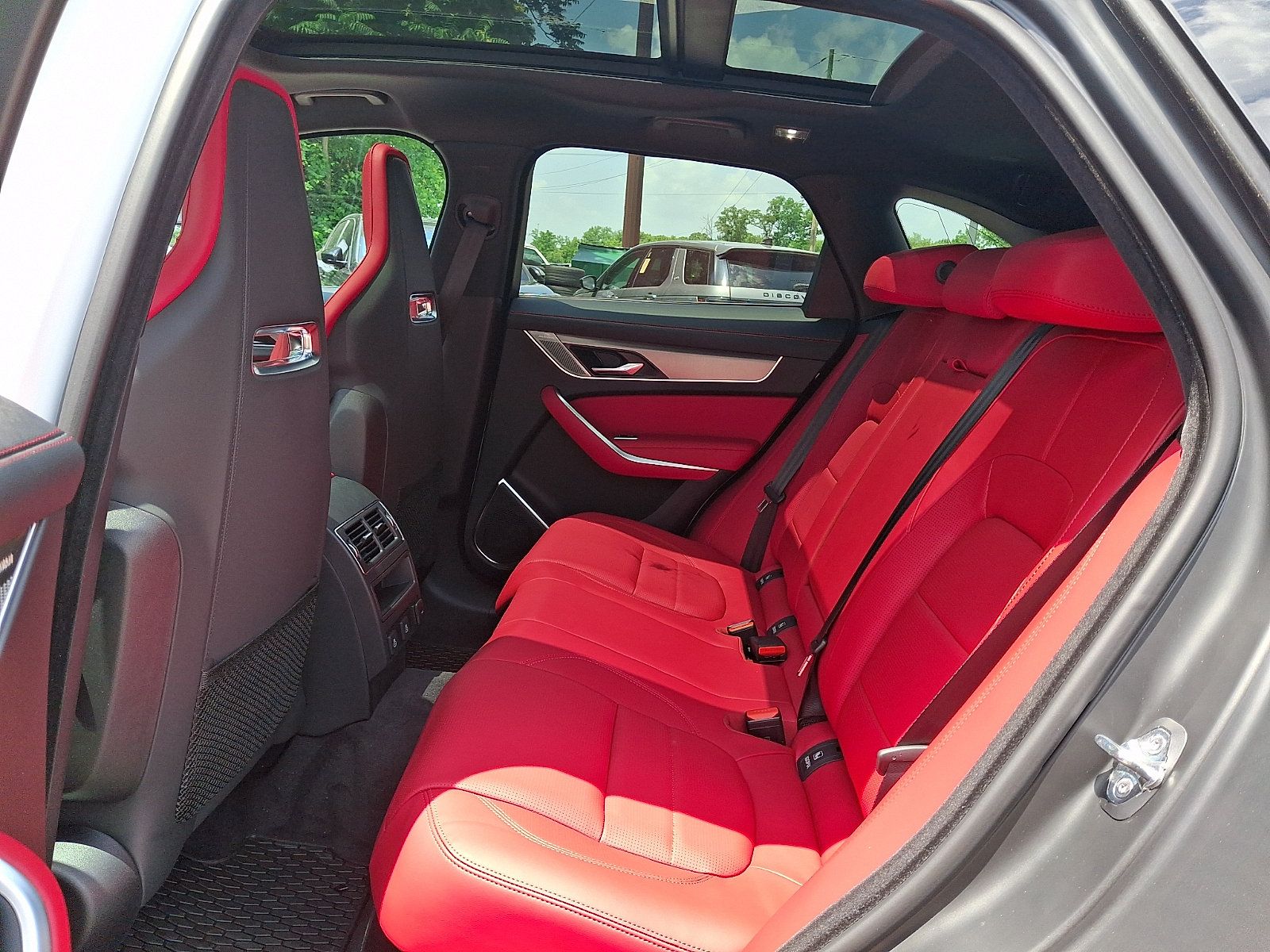 New 2026 Jaguar F-PACE R-Dynamic S AWD/4WD image 5