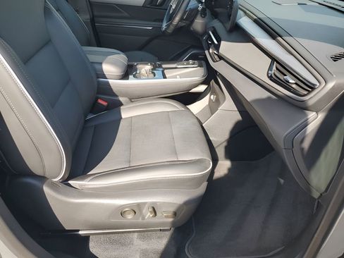 Certified 2025 Buick Enclave Preferred image 15