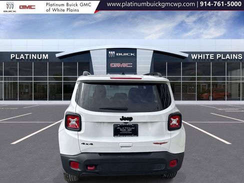Used 2023 Jeep Renegade Trailhawk image 5