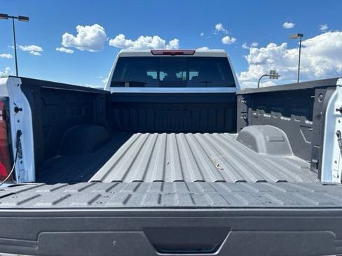 New 2026 GMC Sierra 2500 SLT w/ SLT Premium Package AWD/4WD image 21