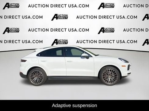 Used 2023 Porsche Cayenne Coupe image 5