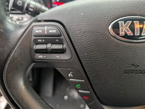 Used 2015 Kia Forte EX w/ UVO Package W/17" Alloys image 17