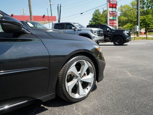 Used 2019 Honda Accord Touring image 18