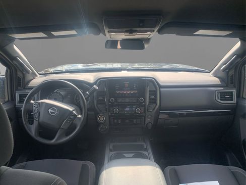Used 2024 Nissan Titan SV w/ SV Convenience Package image 23