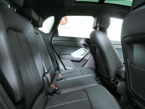 Used 2022 Audi Q3 2.0T Premium AWD/4WD image 13