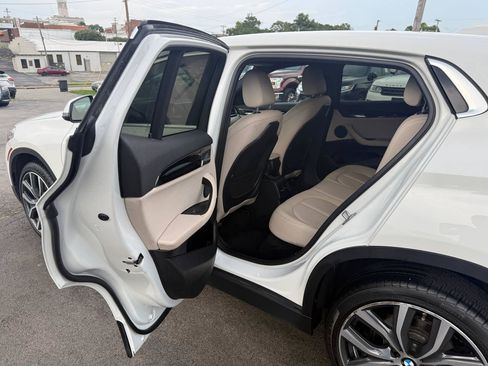 Used 2018 BMW X2 sDrive28i w/ Convenience Package FWD image 34