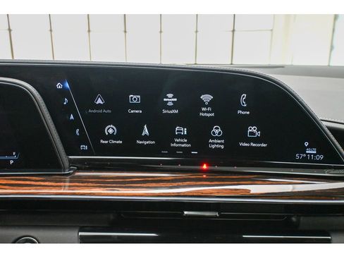 Used 2023 Cadillac Escalade Premium Luxury image 51