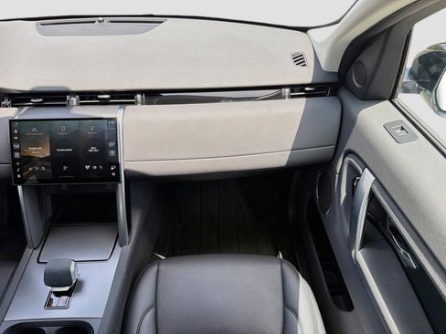 Used 2025 Land Rover Discovery Sport S AWD/4WD image 18