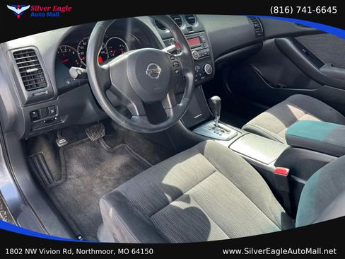 Used 2010 Nissan Altima 2.5 S FWD image 7