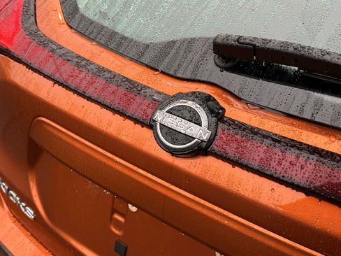 Used 2023 Nissan Kicks SV image 11