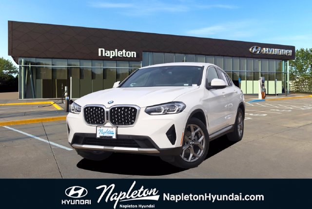 Used 2023 BMW X4 xDrive30i w/ Premium Package AWD/4WD image 1