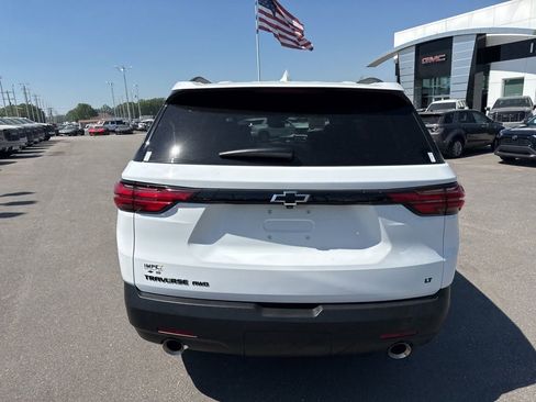 Used 2023 Chevrolet Traverse LT w/ Midnight/Sport Edition image 4