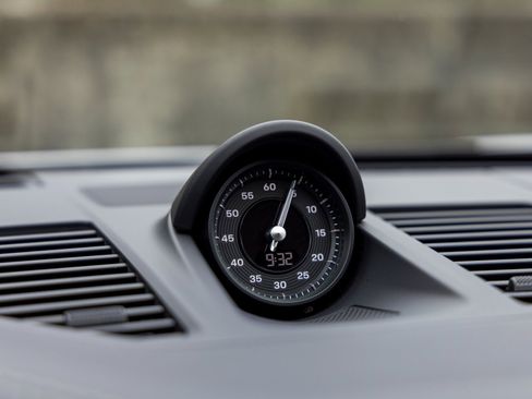 Certified 2025 Porsche 911 Carrera image 35