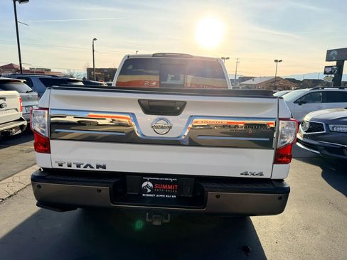 Used 2018 Nissan Titan Platinum Reserve image 5