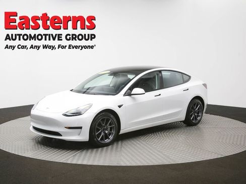 Used 2023 Tesla Model 3 Standard Range image 54