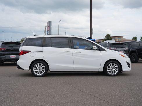 Used 2014 MAZDA MAZDA5 Sport FWD image 2