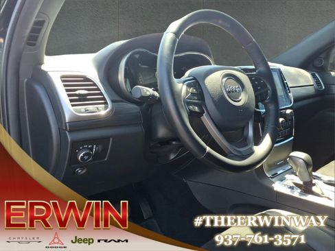 Used 2020 Jeep Grand Cherokee Altitude AWD/4WD image 14