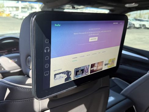 Used 2025 Cadillac Escalade Premium Luxury w/ Touring Package image 25