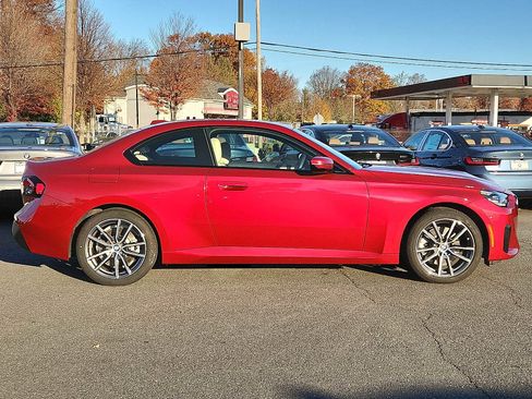 Certified 2025 BMW 230i xDrive Coupe w/ Convenience Package image 7