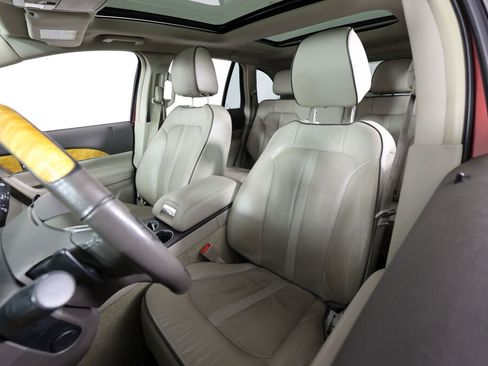 Used 2014 Lincoln MKX AWD w/ Equipment Group 102A image 11